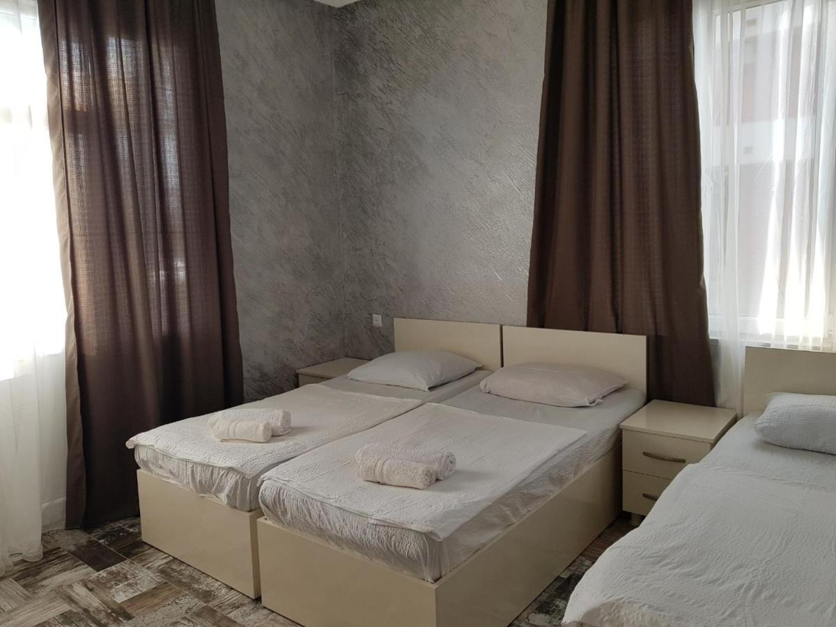 Midia Guest House Kobuleti Exterior foto